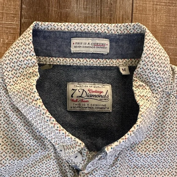 7 Diamonds Men's Vintage Button Down Shirt - White with Multicolor‎ Design - Picture 3 of 5